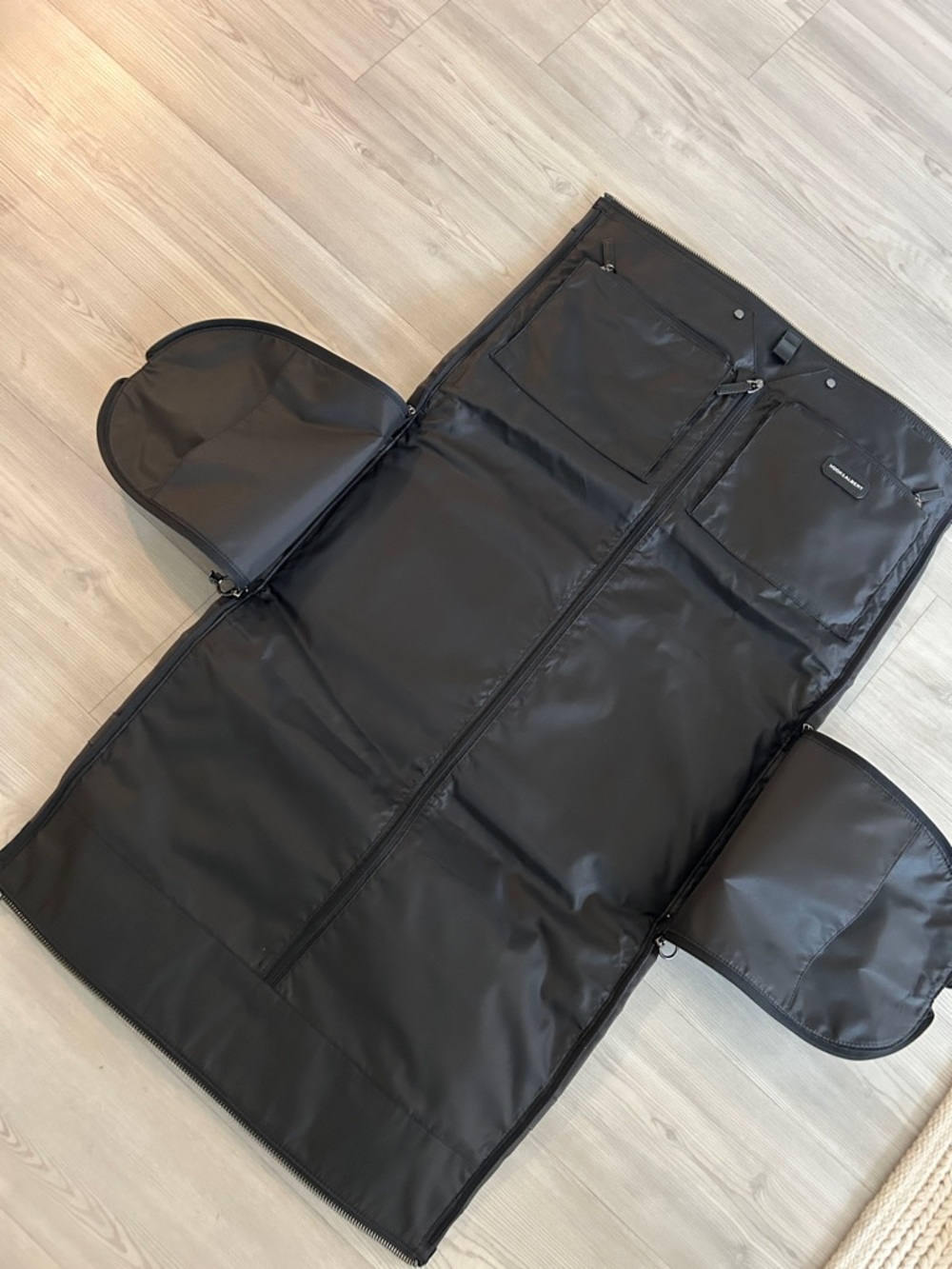 Weekender Bag - Picture 9 of 11